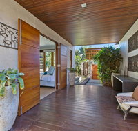 Kingscliff Balinese Beachfront Retreat - Sunshine Coast Guide
