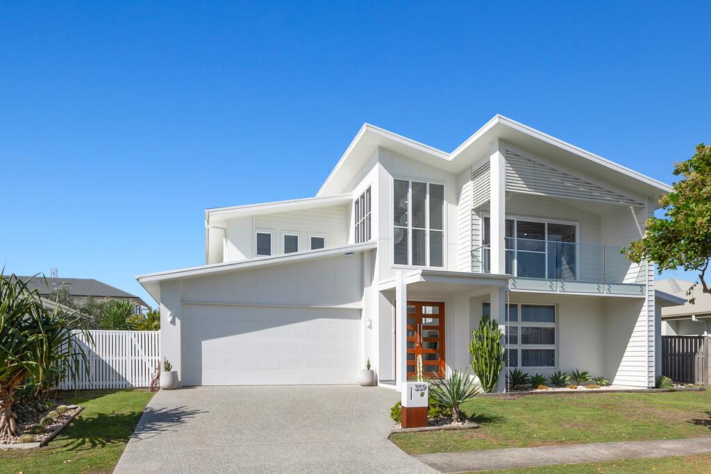 Casuarina Beach NSW Sunshine Coast Guide