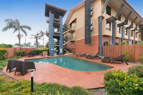 Kingsford Smith Motel - Sunshine Coast Guide 0