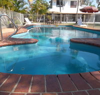 Kinka Palms Beachfront Apartments / Motel - Sunshine Coast Guide