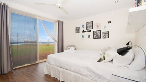 La Plage - Lennox Head - Sunshine Coast Guide 2