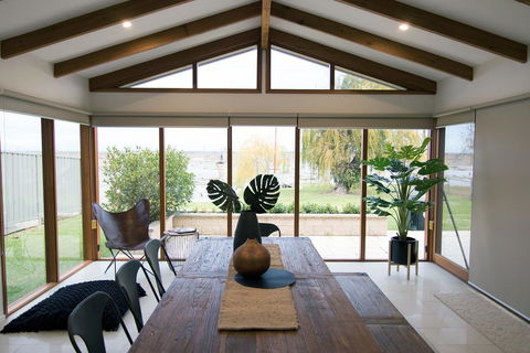 Lake House 61 Mulwala - Sunshine Coast Guide 2