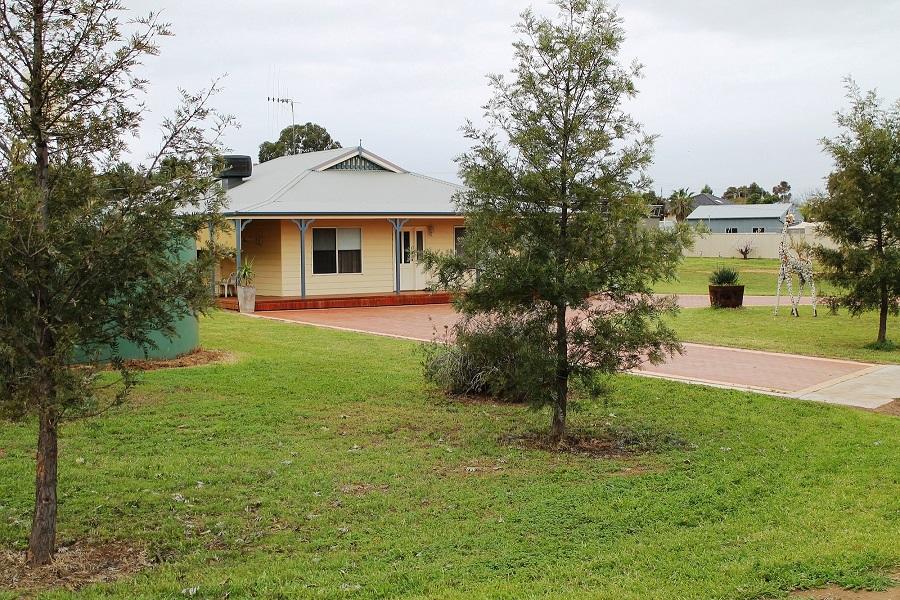 Sea Lake ACT Sunshine Coast Guide