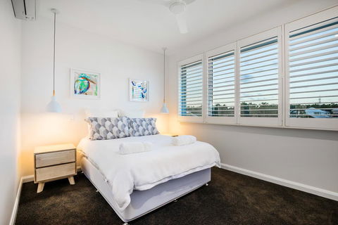 Lavish & Luxurious, Noosa Waters - Sunshine Coast Guide 3