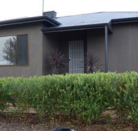 Lincoln Breeze - Sunshine Coast Guide