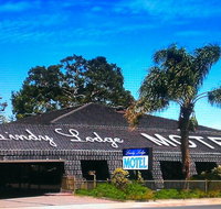 Lindy Lodge Motel - Sunshine Coast Guide
