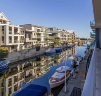 Luxurious Mandurah Marina Apartment - Sunshine Coast Guide