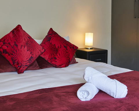 Malvern East & Urban Forest, Walk To Chadstone Shopping Center, Close To Monash Univercity - Sunshine Coast Guide 1