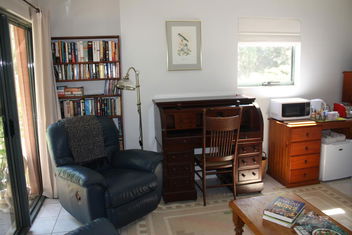 Mandalay House with Sunshine Coast Guide