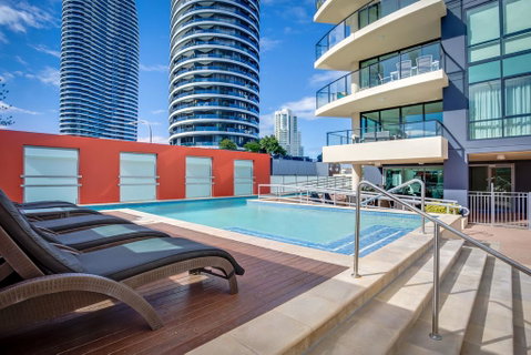 Mantra Broadbeach On The Park - Sunshine Coast Guide 0