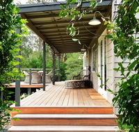 Maple Cottage - Sunshine Coast Guide