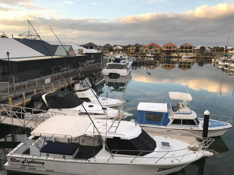 Marina View Chalets - Sunshine Coast Guide 0