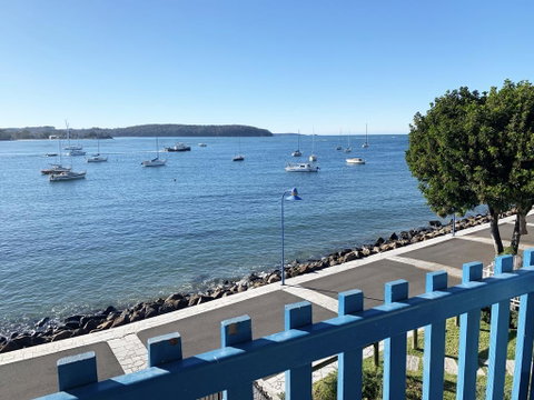Mariners On The Waterfront - Sunshine Coast Guide 3