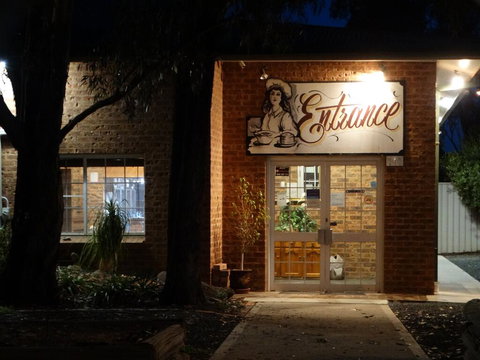 MAS Country Colonial Motor Inn - Sunshine Coast Guide 0