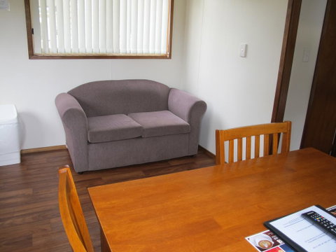 Melaleuca Caravan Park - Sunshine Coast Guide 1