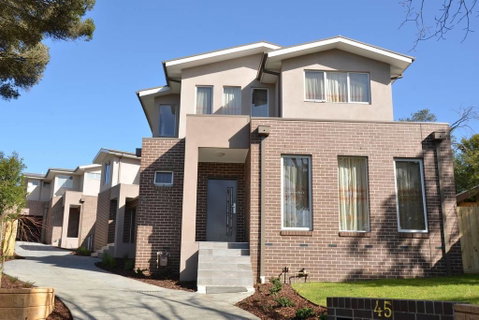 Melbourne Luxury Villa At Doncaster - Sunshine Coast Guide 2