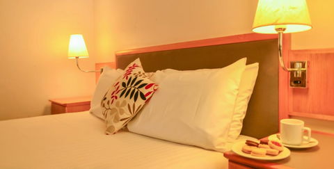 Meninya Palms Moama - Sunshine Coast Guide 0
