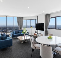 Meriton Suites Kent Street - Sunshine Coast Guide