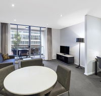 Meriton Suites Zetland - Sunshine Coast Guide