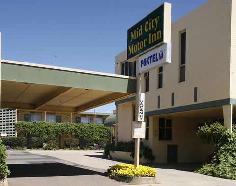 Mid City Motor Inn Queanbeyan - Sunshine Coast Guide 2