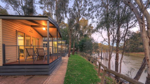 Moama Riverside Holiday Park - Sunshine Coast Guide 2