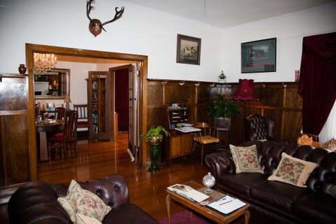 Mornington Bed & Breakfast - Sunshine Coast Guide 3