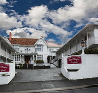 Motel Mayfair on Cavell - Sunshine Coast Guide