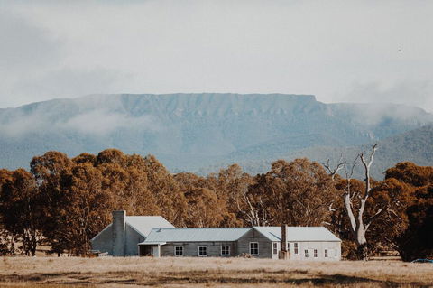 Mt William Shearers Quarters - Sunshine Coast Guide 0