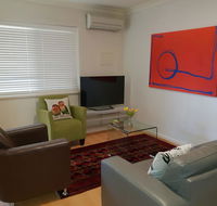 Mt.Lawley Superb 2 BR location Comfort style 3 - Sunshine Coast Guide