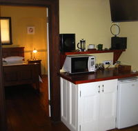 Mudgee Bed And Breakfast - Sunshine Coast Guide