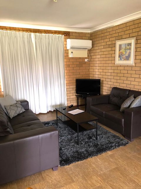 Augusta Escape Holiday Units - Sunshine Coast Guide 37