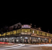Hotel Northbridge - Sunshine Coast Guide
