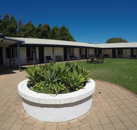 Busselton Ithaca Motel - Sunshine Coast Guide