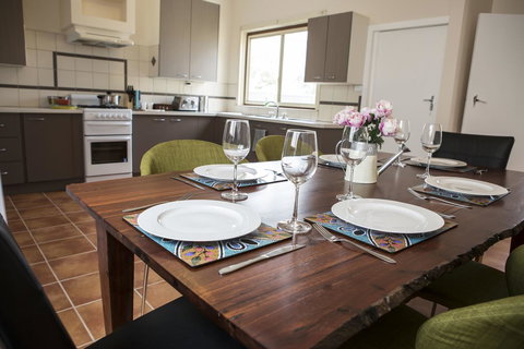 Spencer Cottage - Sunshine Coast Guide 14