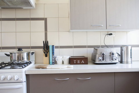 Spencer Cottage - Sunshine Coast Guide 6