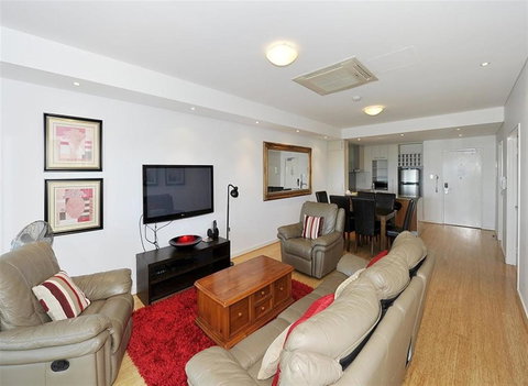 Nautica Residences Mandurah - Sunshine Coast Guide 8