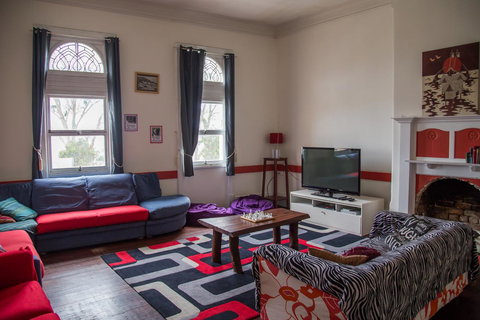 1849 Backpackers Albany - Sunshine Coast Guide 1