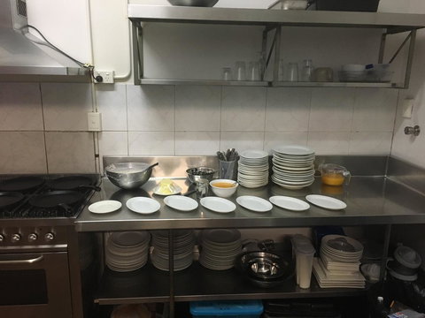 1849 Backpackers Albany - Sunshine Coast Guide 42