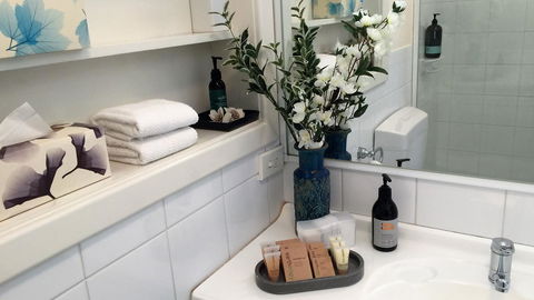 Applecross Village Apartment - Sunshine Coast Guide 17