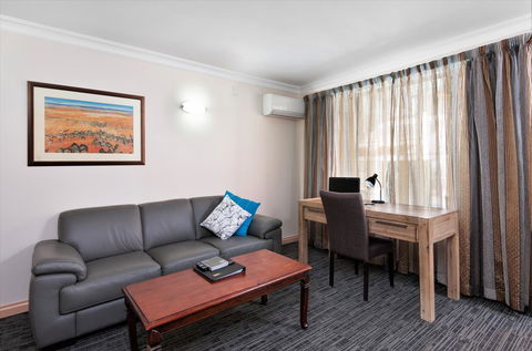 Quest Yelverton Kalgoorlie - Sunshine Coast Guide 9