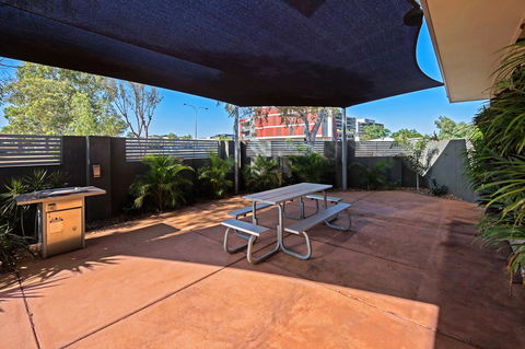 Latitude20 Searipple Rd - Sunshine Coast Guide 2