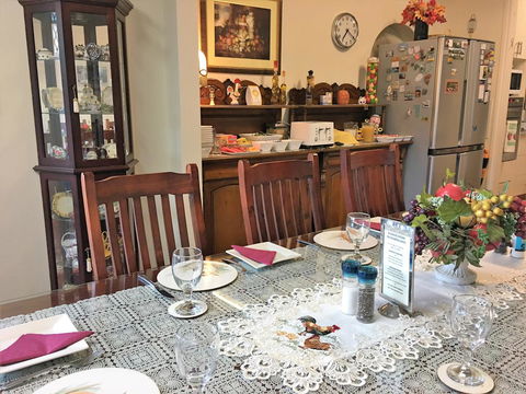 Armadale Cottage Bed & Breakfast - Sunshine Coast Guide 18
