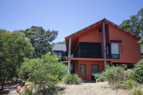 Arum - Close To The Margaret River - Sunshine Coast Guide 17