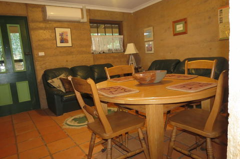 Bentwood Olive Grove Accommodation - Sunshine Coast Guide 14