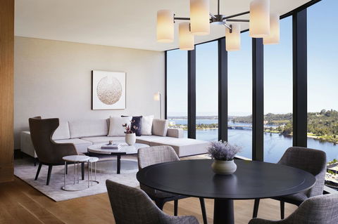 The Ritz-Carlton, Perth - Sunshine Coast Guide 12