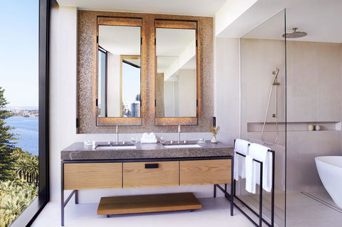 The Ritz-Carlton, Perth - Sunshine Coast Guide 2