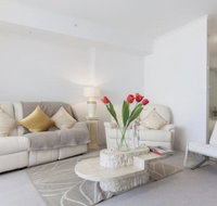 Perth Luxury City Apartment- Free Parking - Sunshine Coast Guide