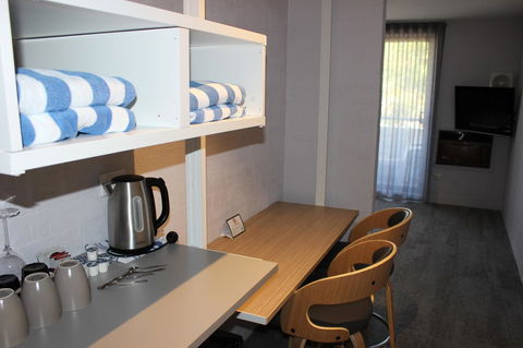 Atrium Hotel Mandurah - Sunshine Coast Guide 11