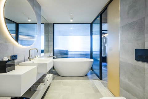 Quay Perth - Sunshine Coast Guide 4