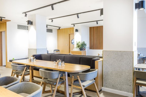Quay Perth - Sunshine Coast Guide 31